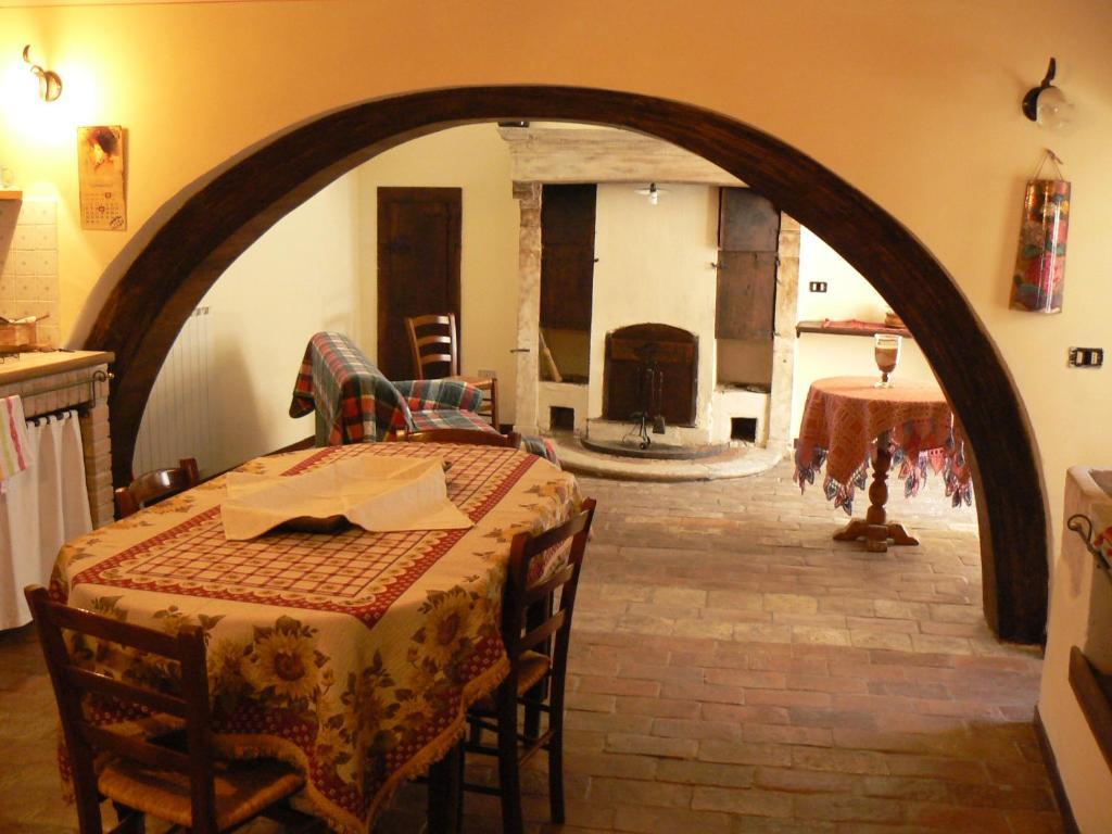 Residence Il Palazzo Santo Stefano Di Sessanio Oda fotoğraf