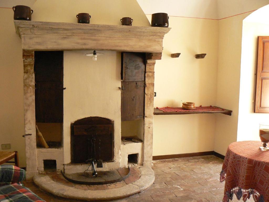 Residence Il Palazzo Santo Stefano Di Sessanio Oda fotoğraf