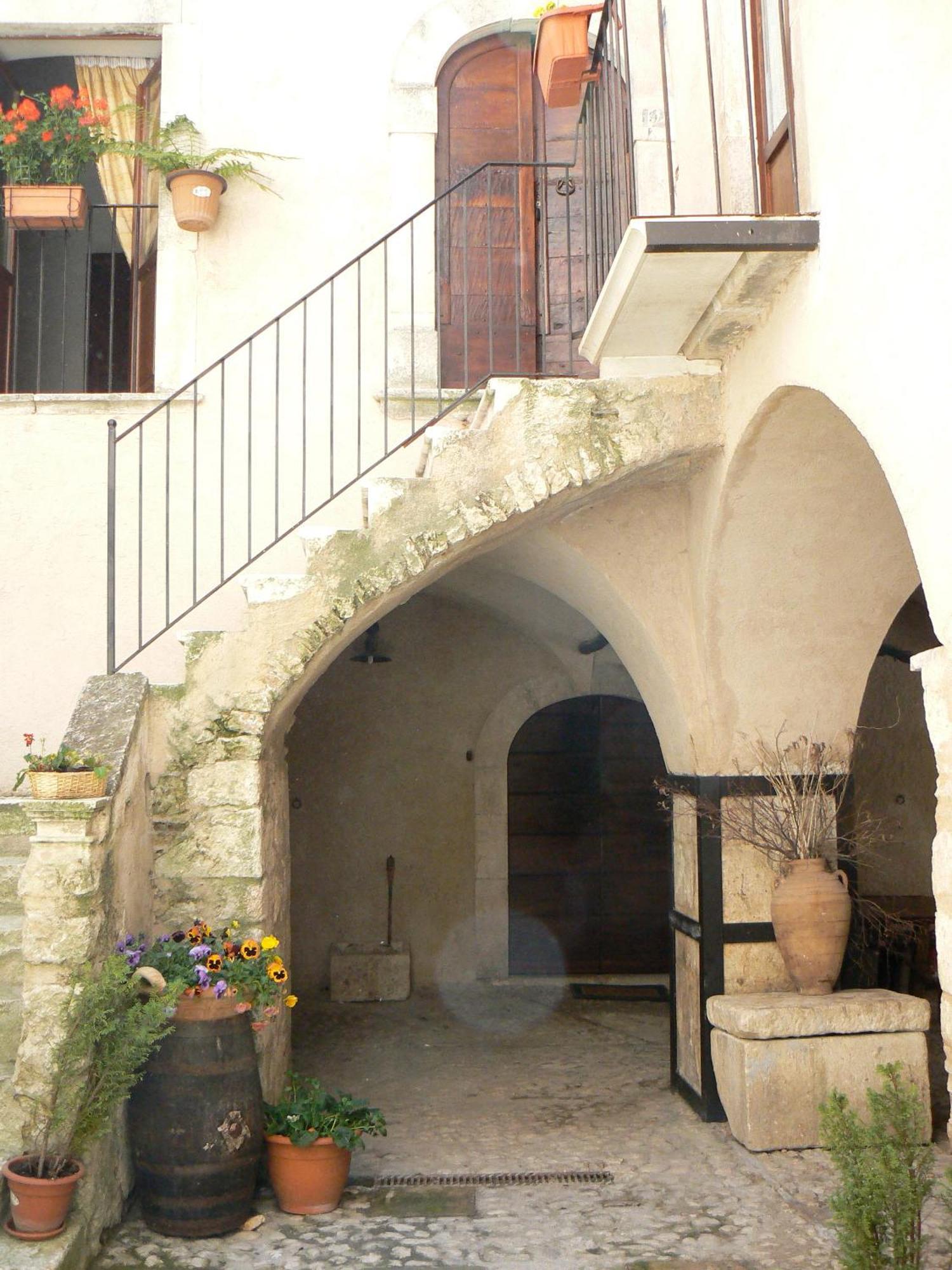 Residence Il Palazzo Santo Stefano Di Sessanio Dış mekan fotoğraf