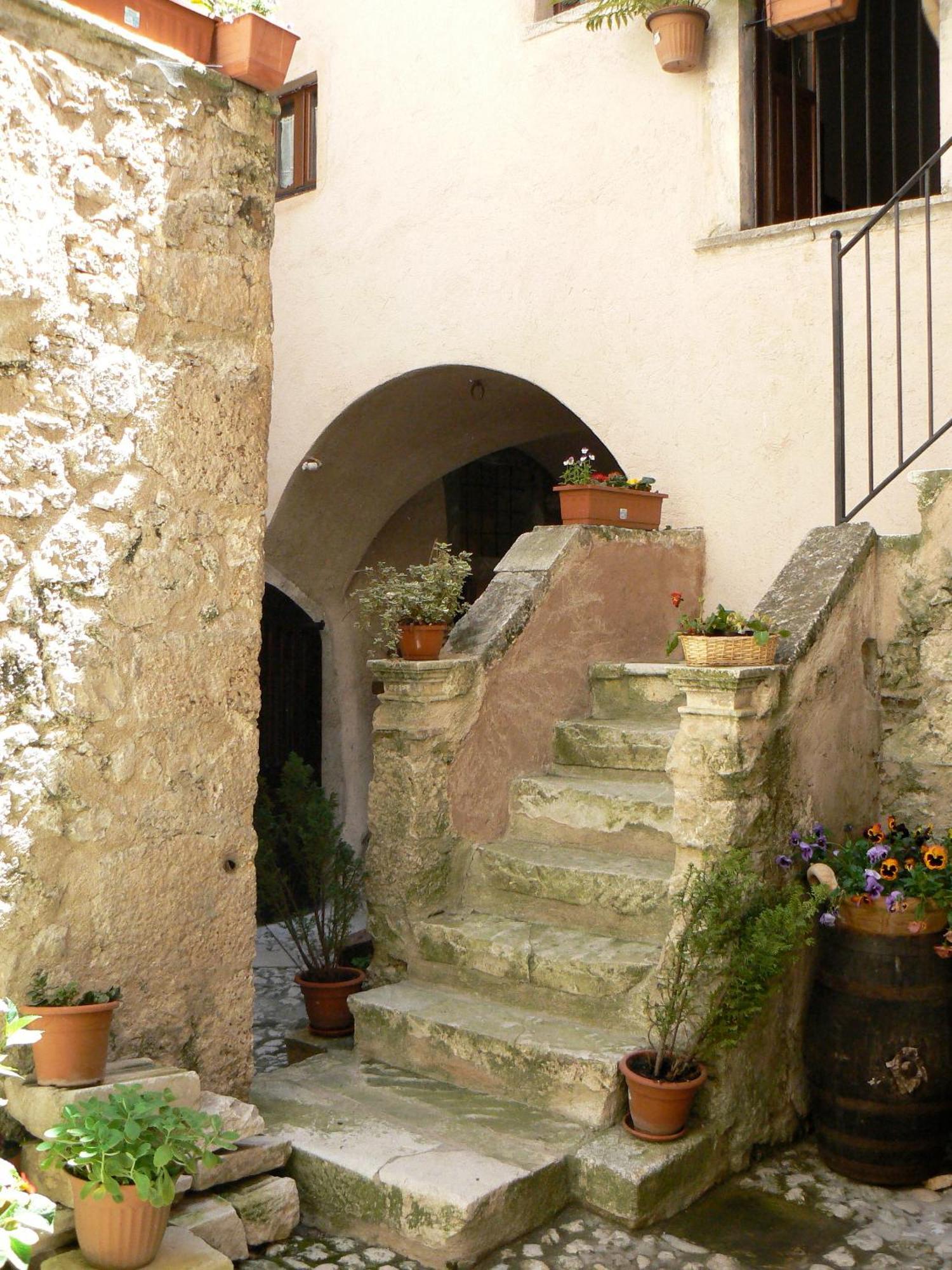 Residence Il Palazzo Santo Stefano Di Sessanio Dış mekan fotoğraf